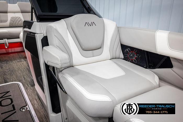 2025 Avalon Excalibur VRBW