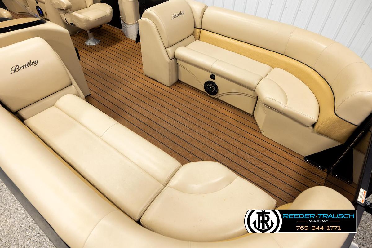 Used 2019 Bentley 243 Navigator