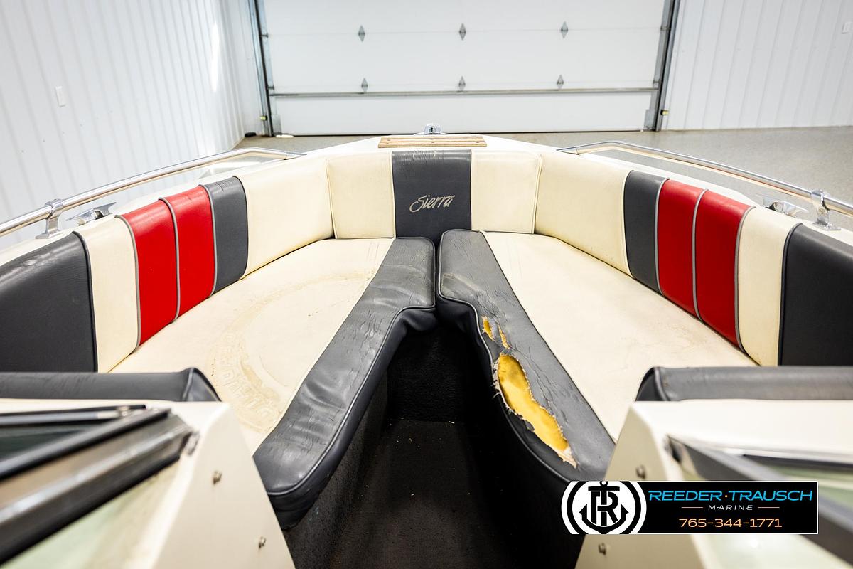 Used 1989 Glastron G175