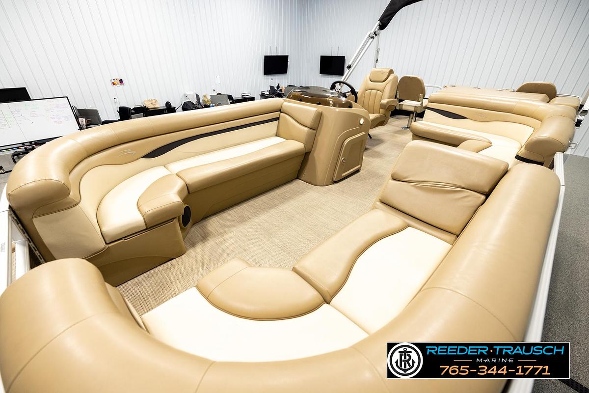 Used 2018 Bennington SX RF
