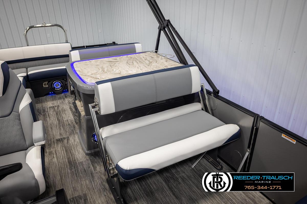 2025 Avalon Catalina Entertainer