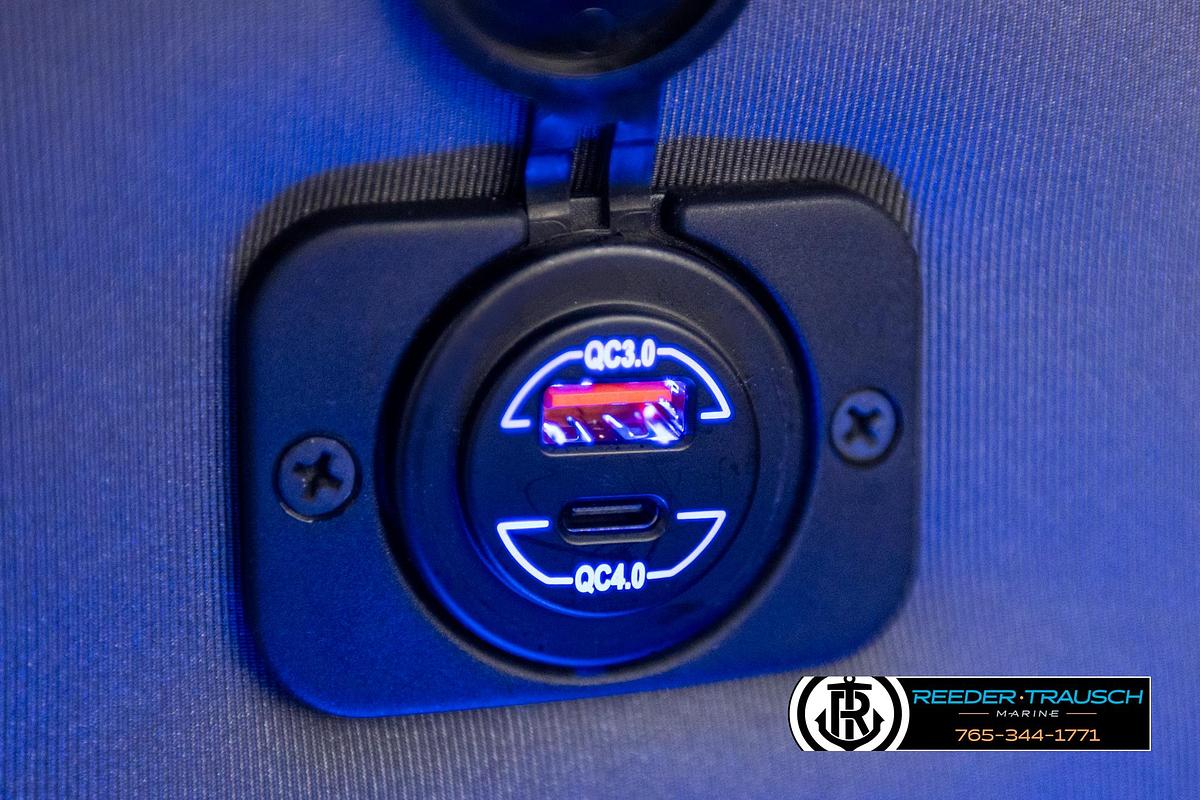 Used 2023 Barletta 21 UC