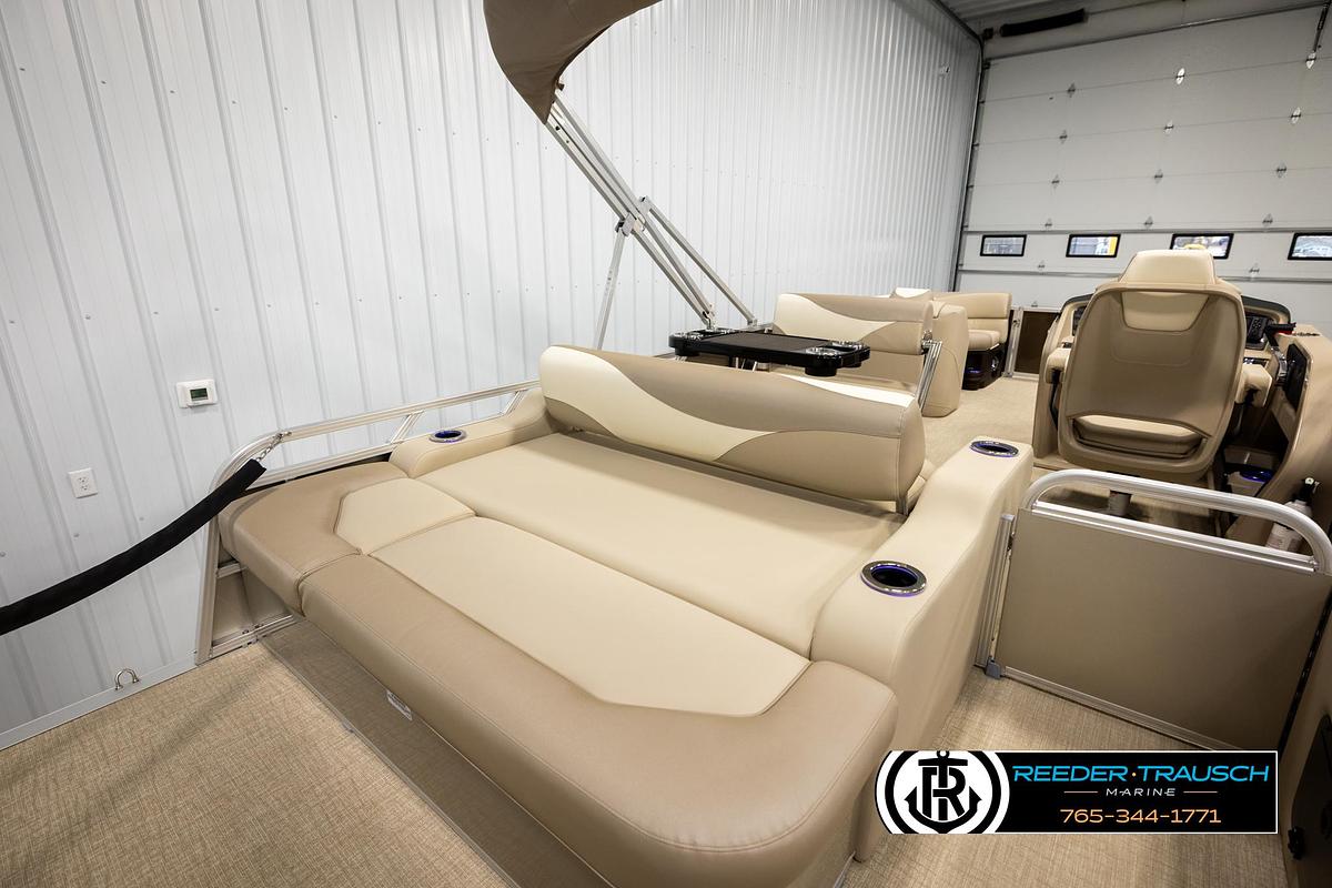 2026 Avalon LSZ Entertainer