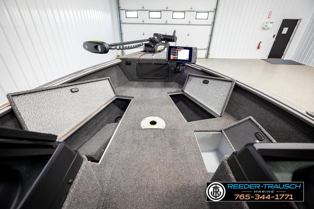 Used 2022 Lund 1875 Impact XL