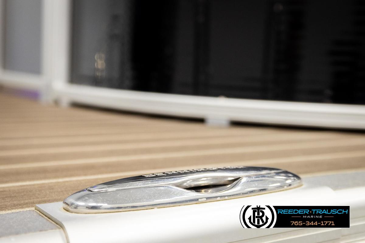 Used 2016 Bennington 24 SPDXDF