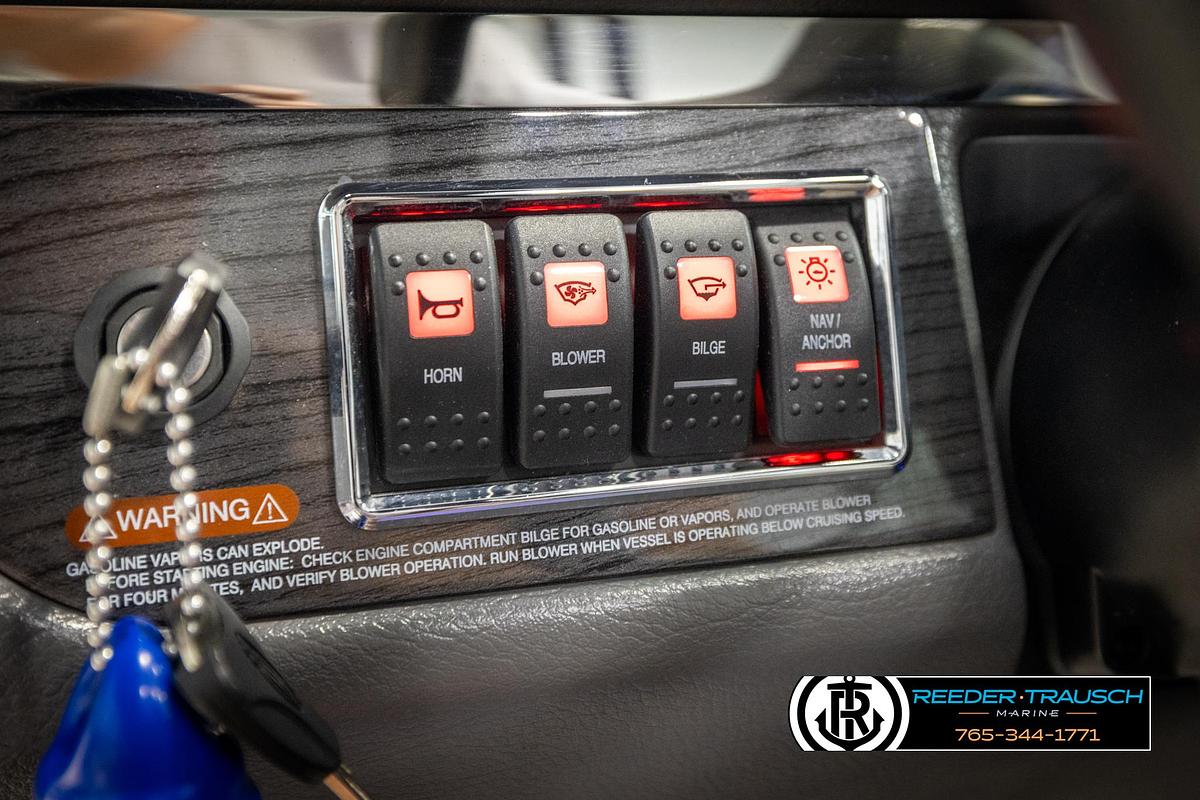 Used 2016 Chaparral 216 SSI