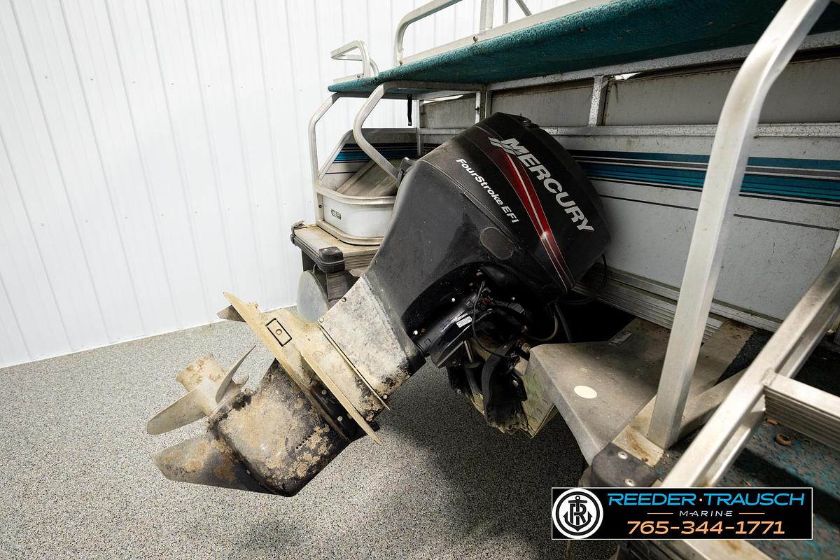 Used 1993 Sun Tracker Party Barge 24