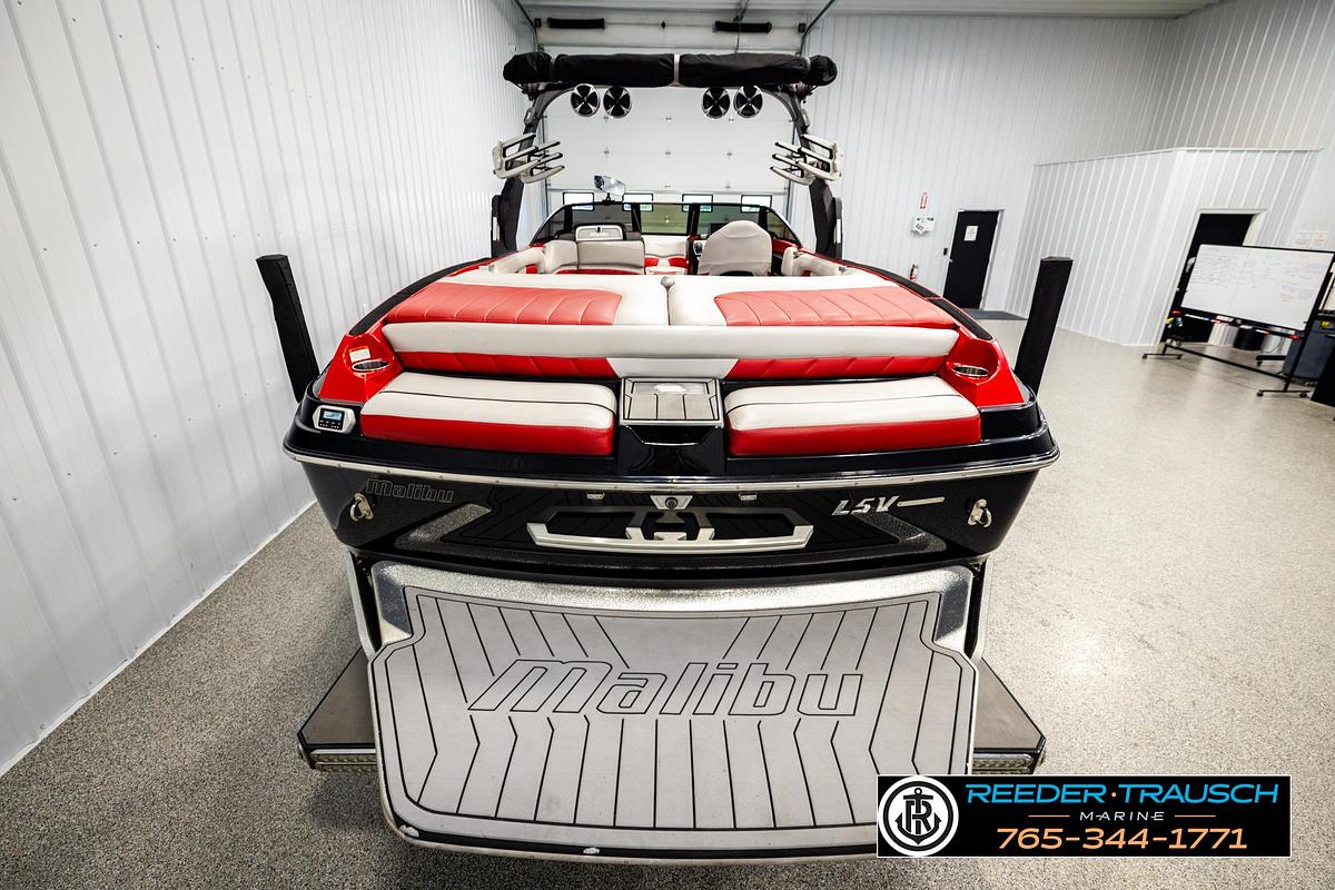 Used 2017 Malibu Wakesetter 25 LSV