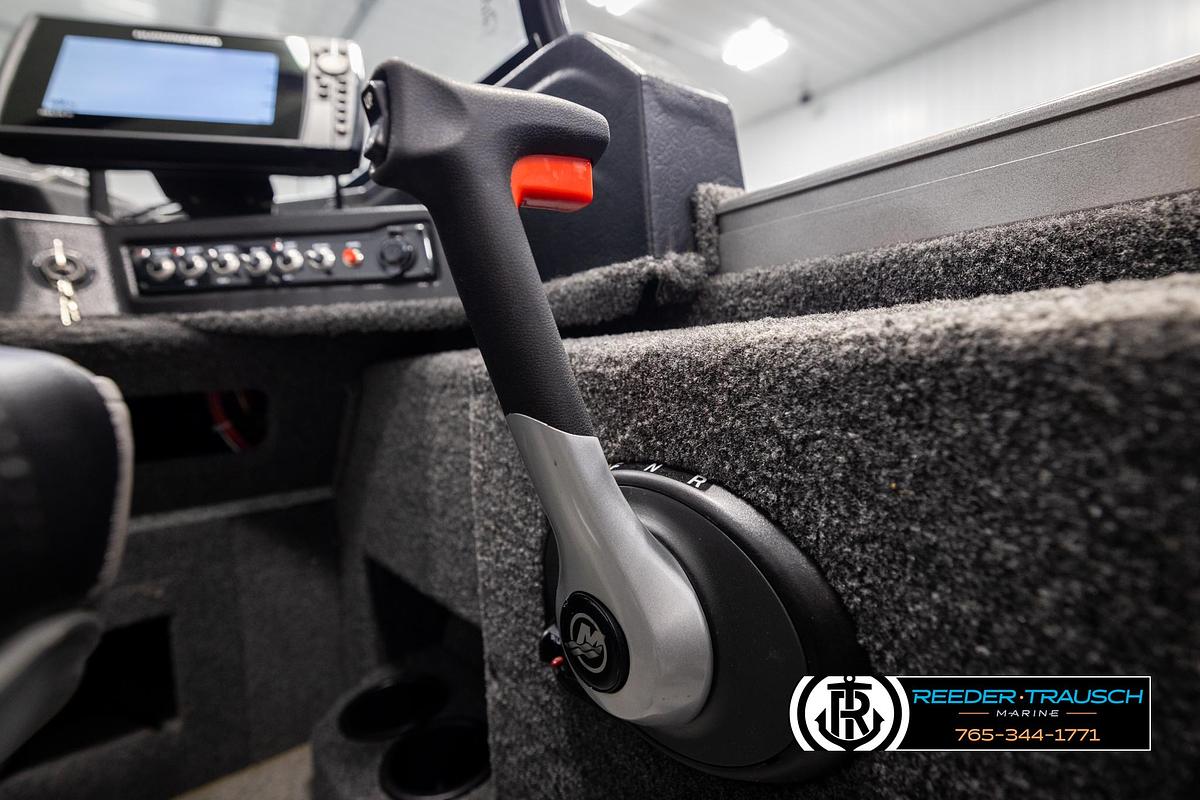 Used 2022 Crestliner 1850 FishHawk