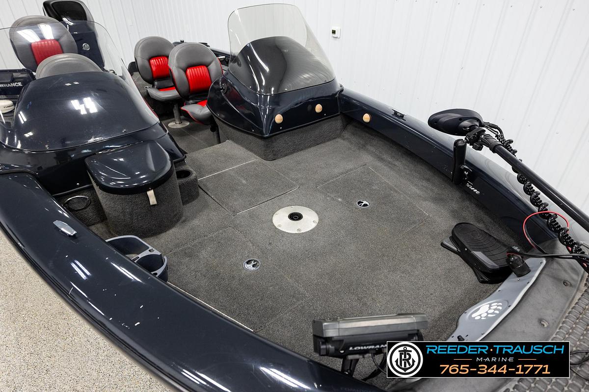Used 2007 Tracker Tundra 18