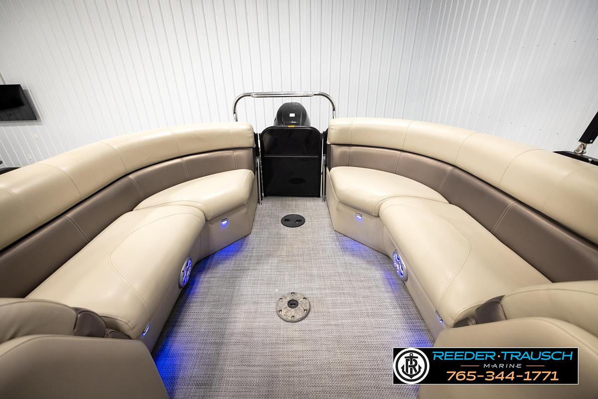 Used 2016 Xcursion X-25RF