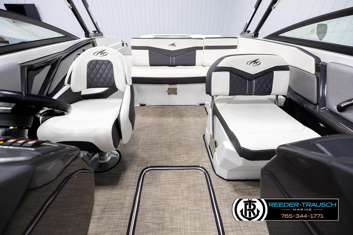 Used 2019 Monterey 238 SS