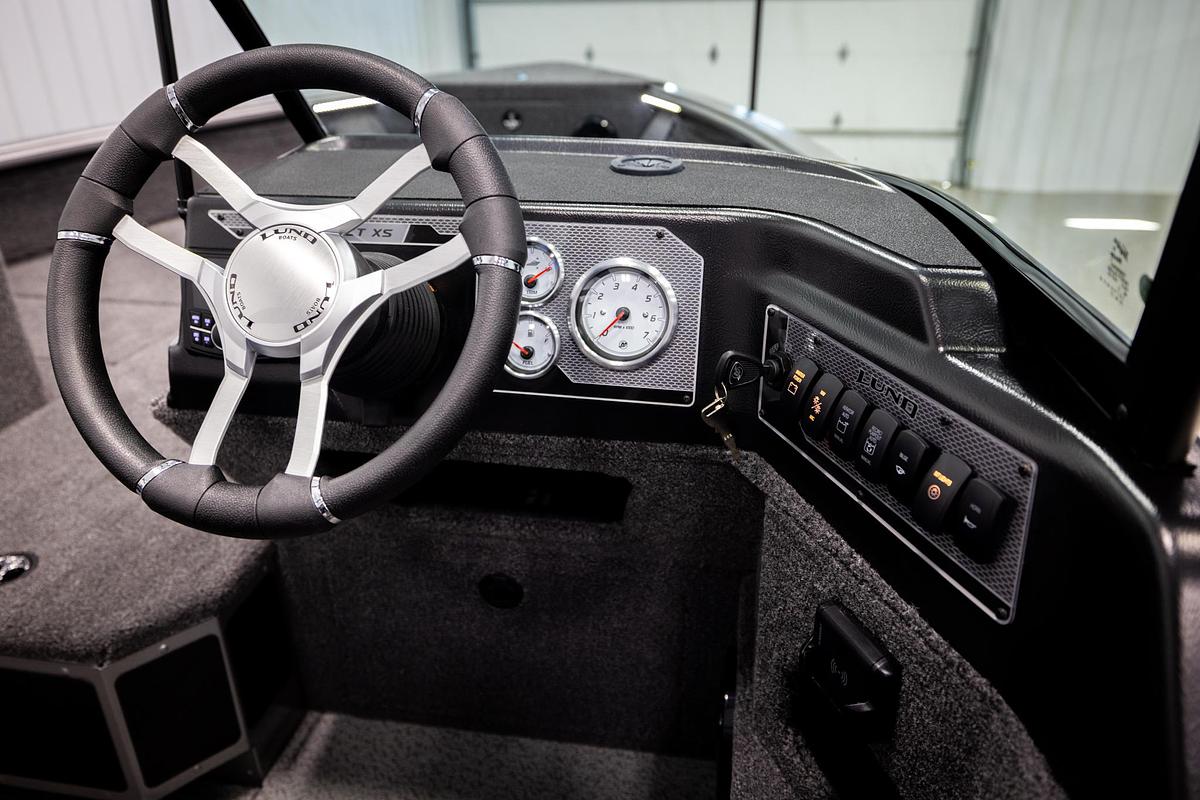 2026 Lund 2075 Impact XS