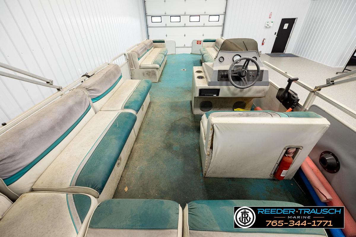 Used 1993 Sun Tracker Party Barge 24