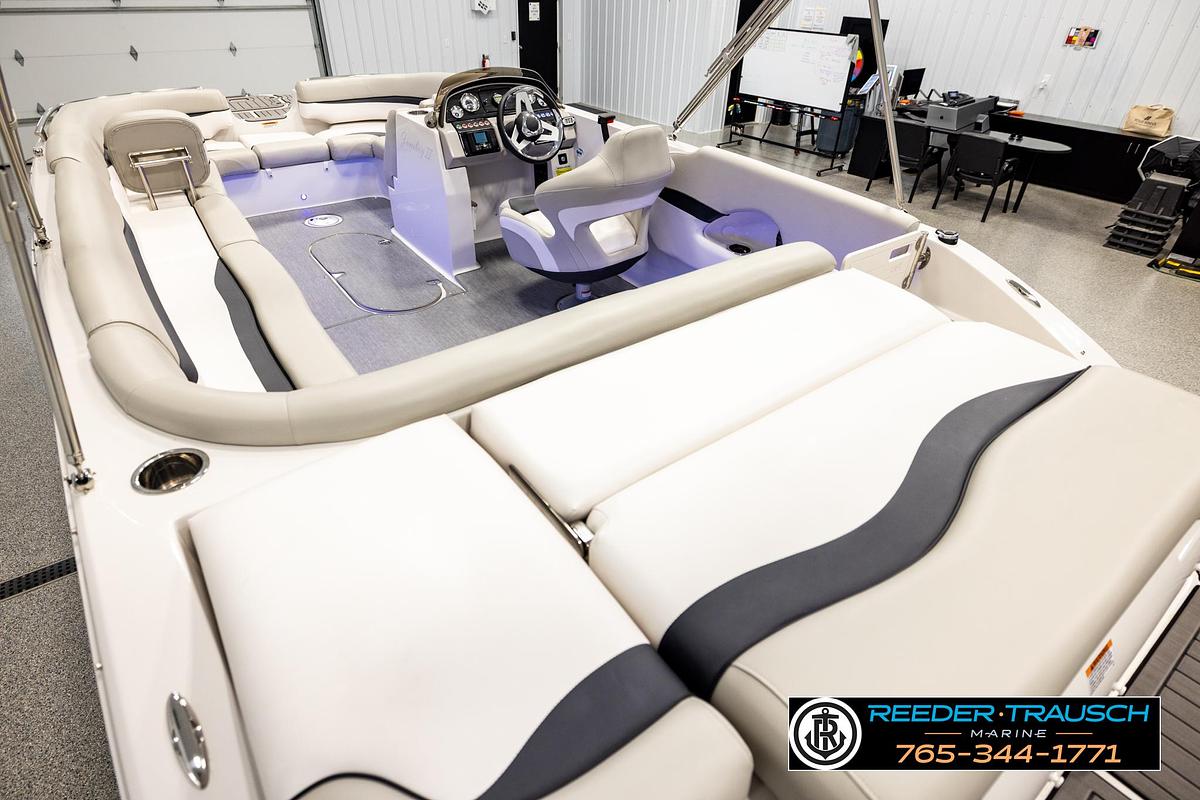 Used 2022 StarCraft Starstep 221