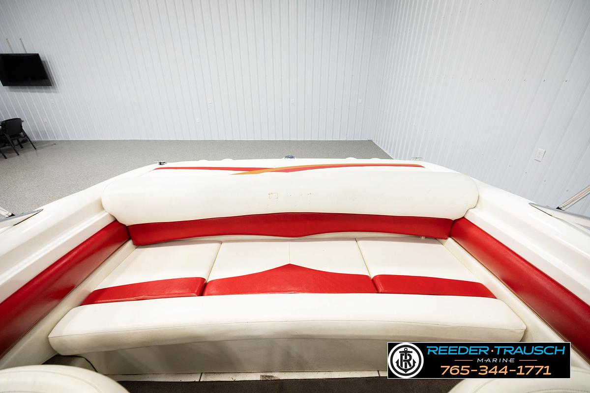 Used 2003 Larson SEI 180
