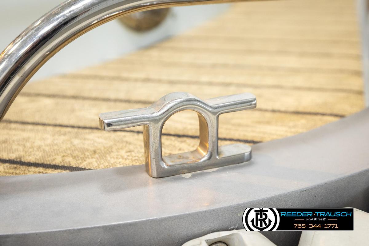 Used 2006 JC Suntoon 23TT