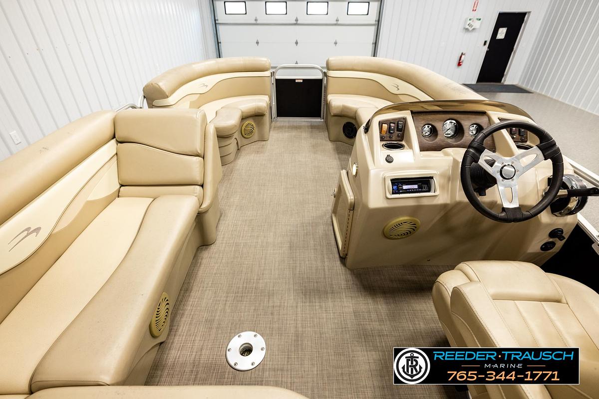 Used 2015 Bennington 20 SLMX