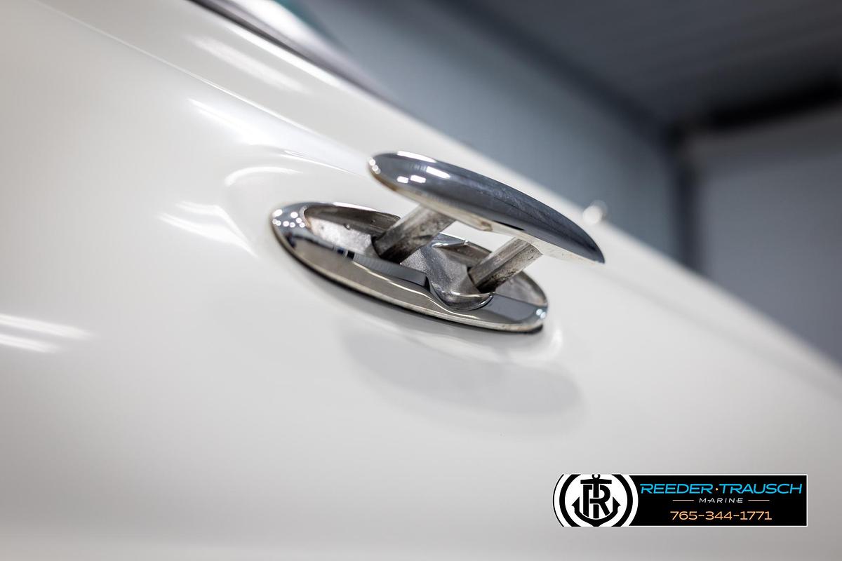 Used 2008 Crownline 240 EX