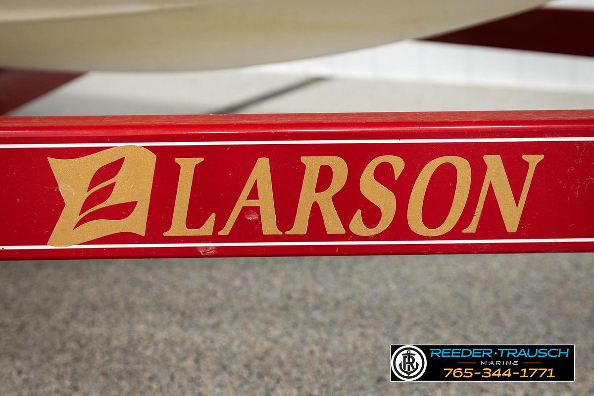 Used 2003 Larson SEI 180