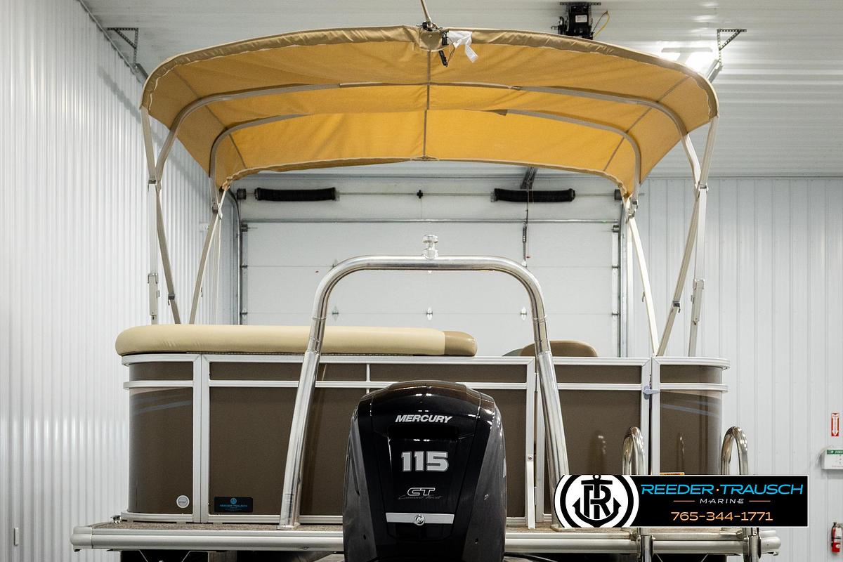 Used 2022 SunChaser 20 Geneva CRS