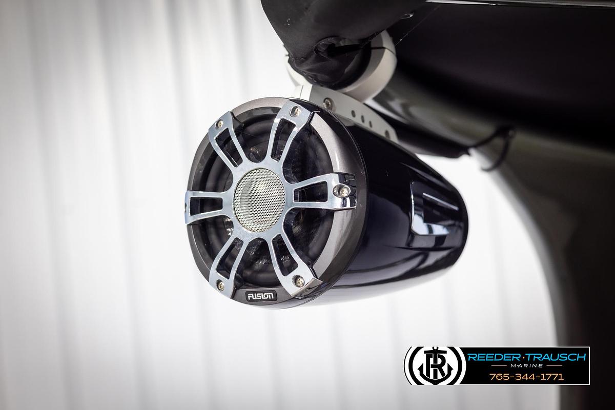 Used 2022 Avalon Catalina VRB