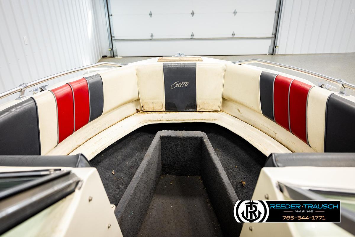 Used 1989 Glastron G175