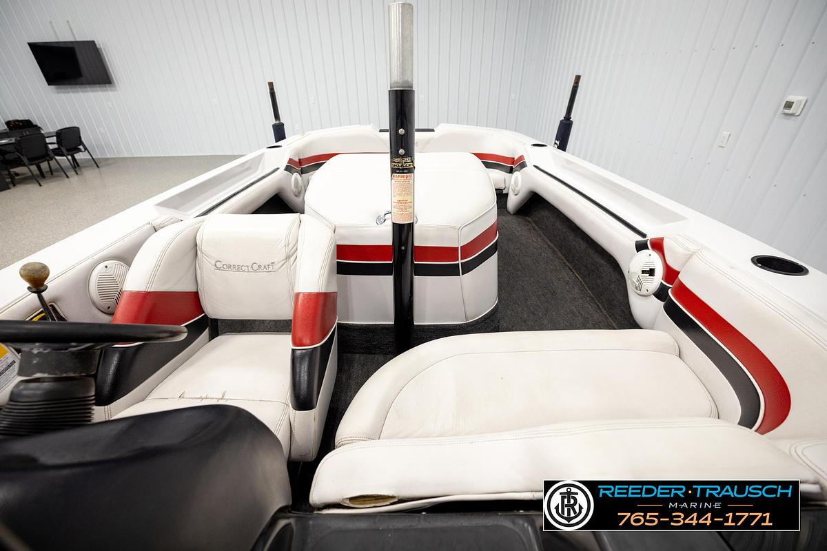 Used 1995 Ski Nautique Correct Craft