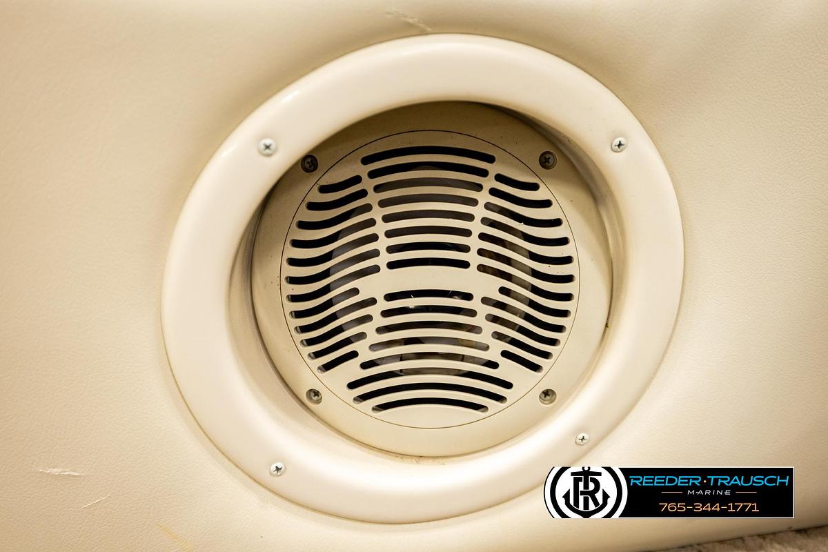 Used 2006 Sun Tracker Party Barge 22