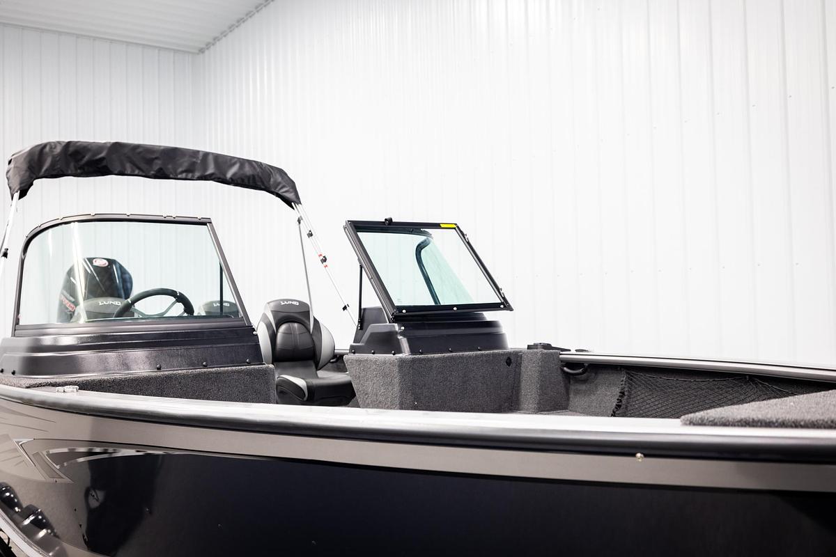 2026 Lund 2075 Impact XS