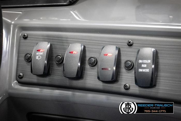 2025 Bennington 21 SSRSE