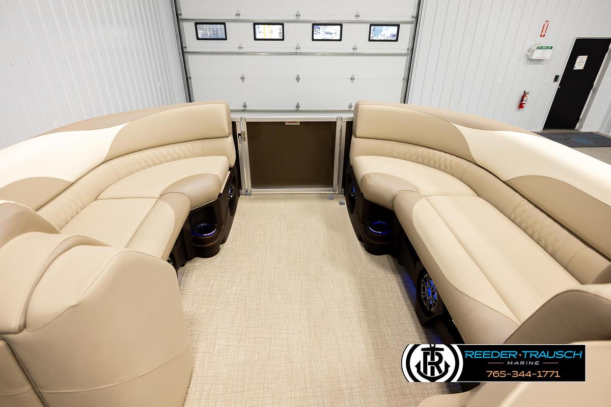 2026 Avalon LSZ Entertainer