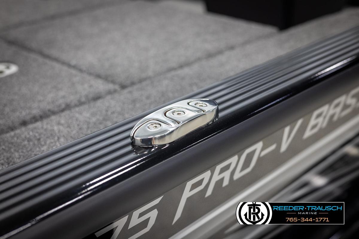 2025 Lund 1875 Pro V Bass XS