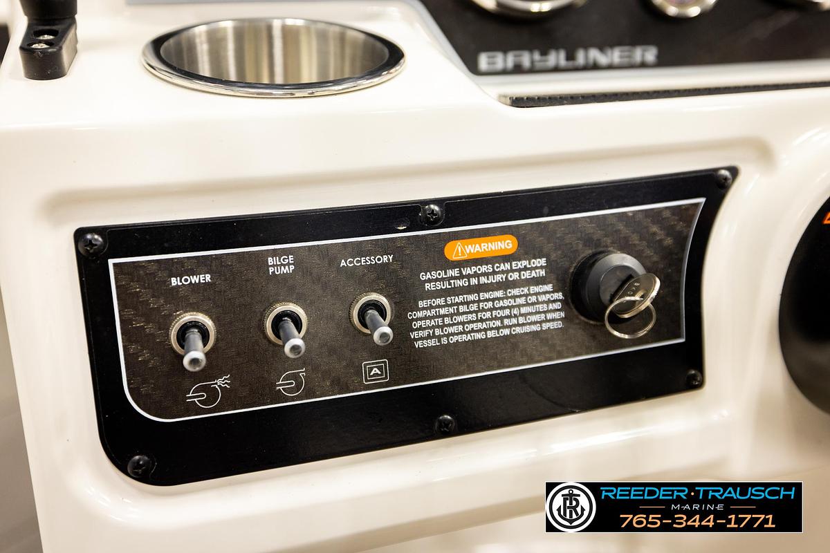 Used 2022 Bayliner DX 2250