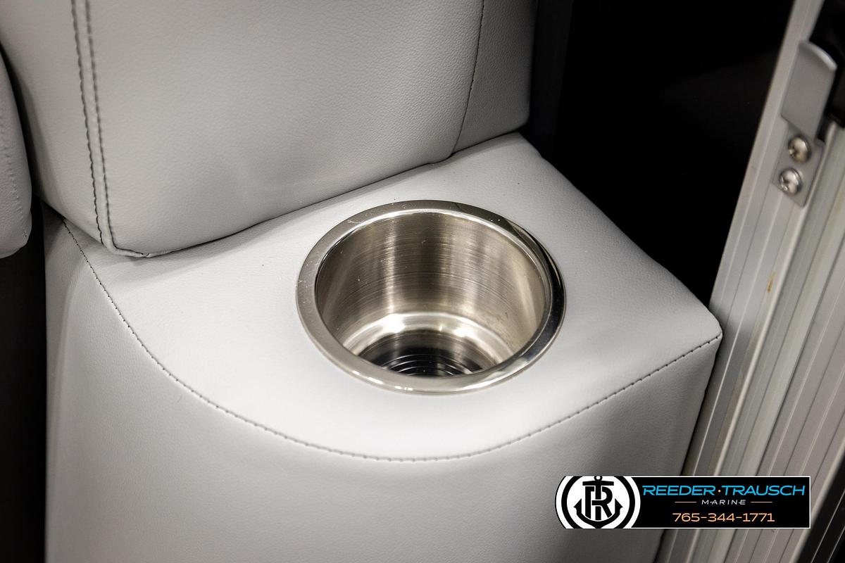 2026 Avalon VEN85 VRB