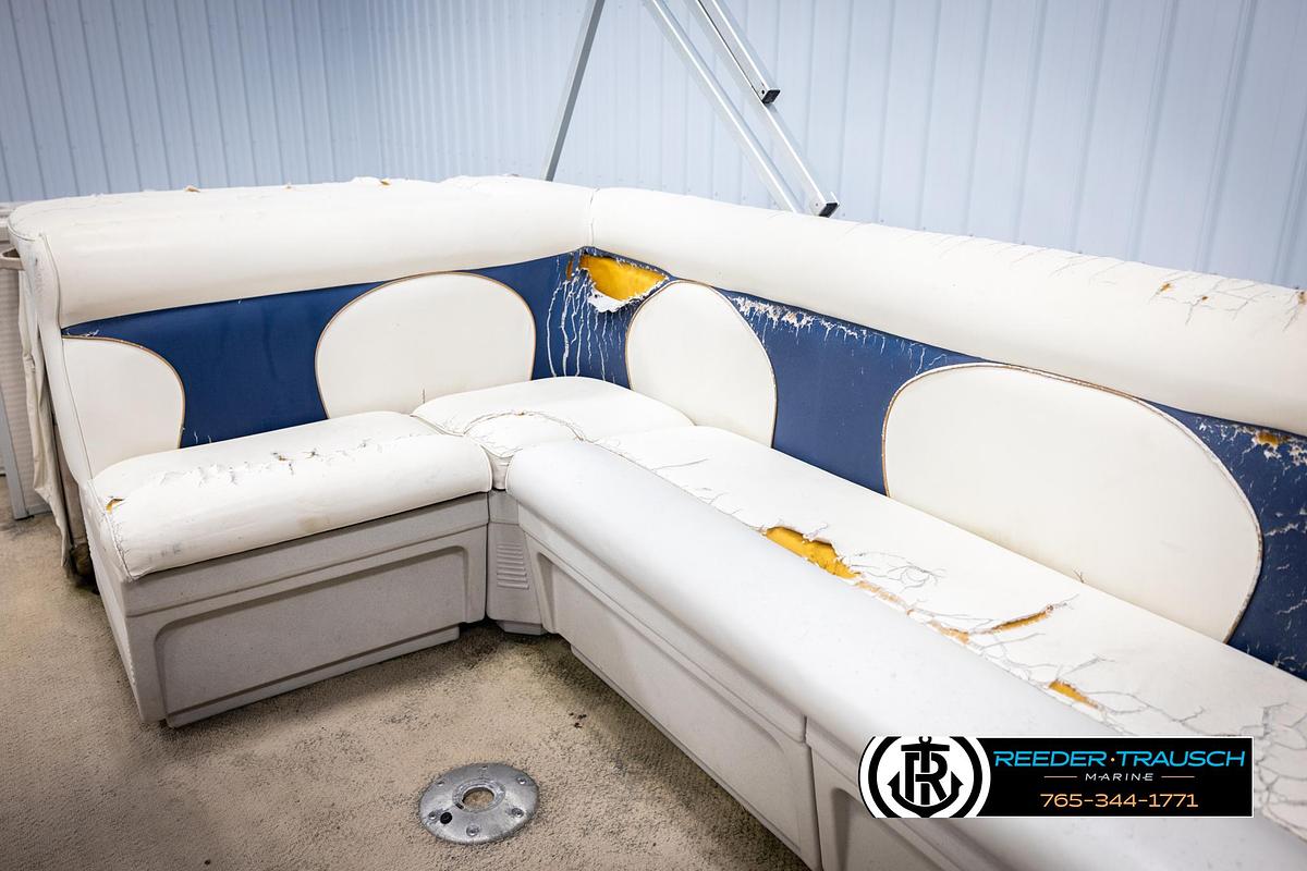 Used 2007 Premier 2223 Navigator