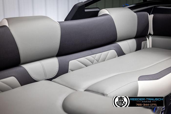 2025 Avalon Excalibur VRB