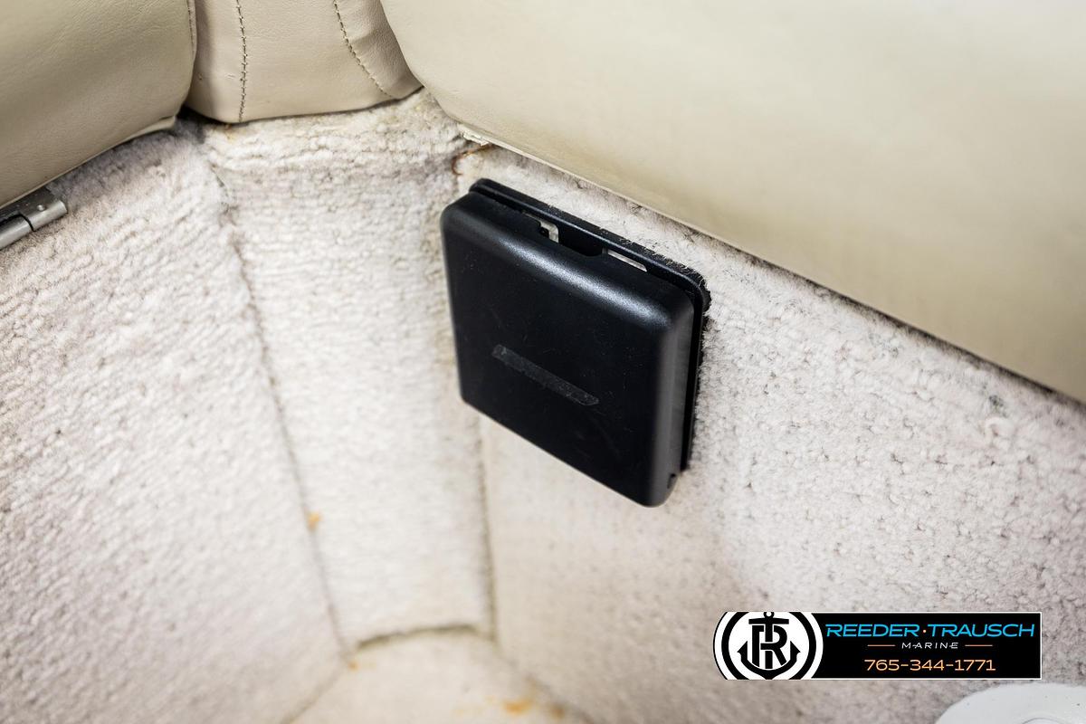 Used 2012 Avalon 1670 JR FRE