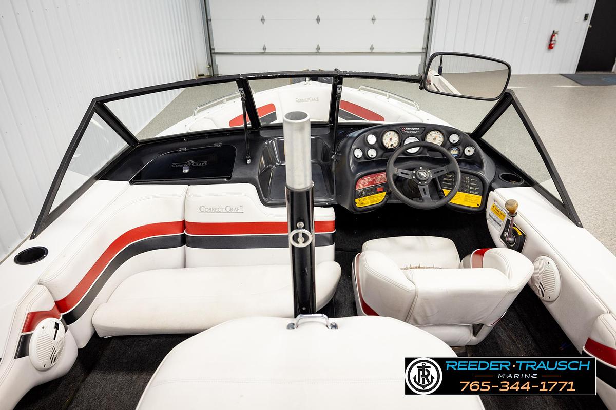 Used 1995 Ski Nautique Correct Craft