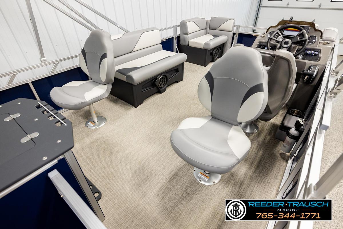 Used 2025 Avalon VEN RF