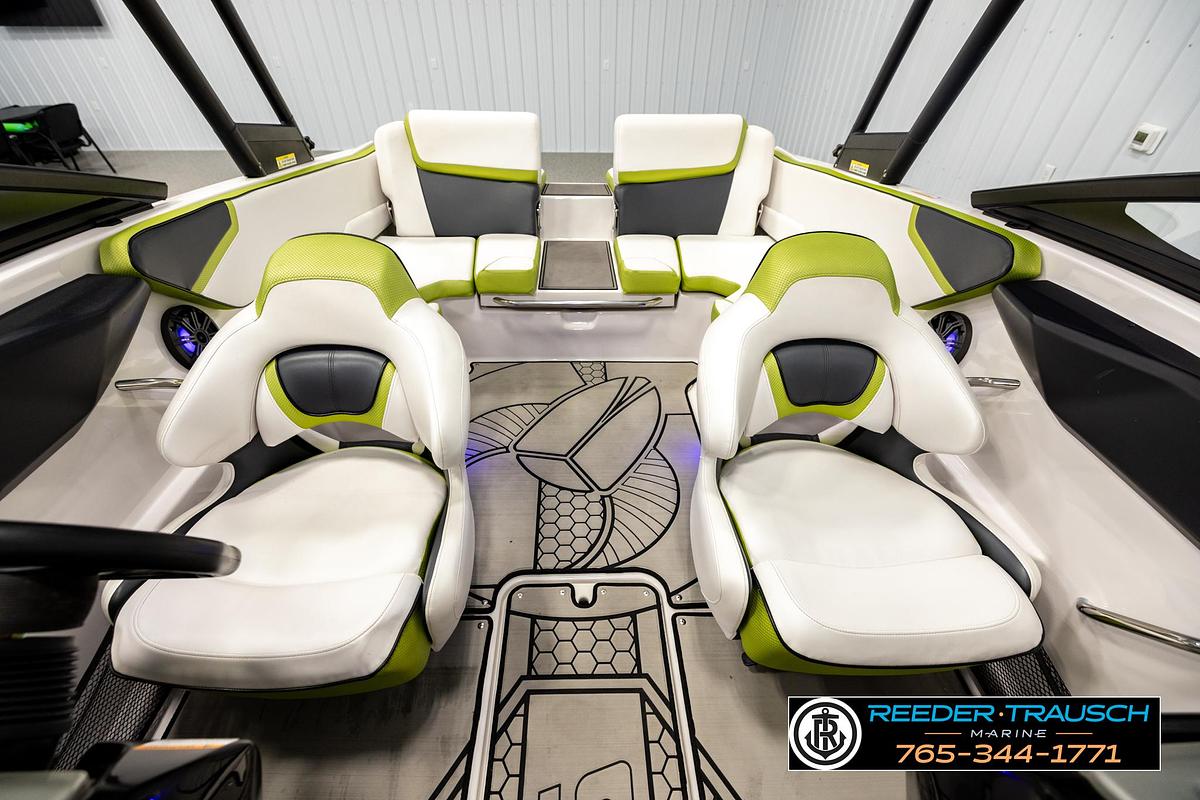 Used 2016 Scarab 195