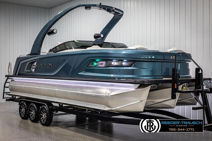 2025 Avalon Excalibur VRBW