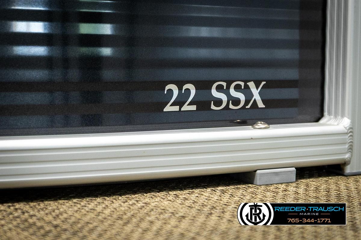 Used 2016 Bennington 22 SSX