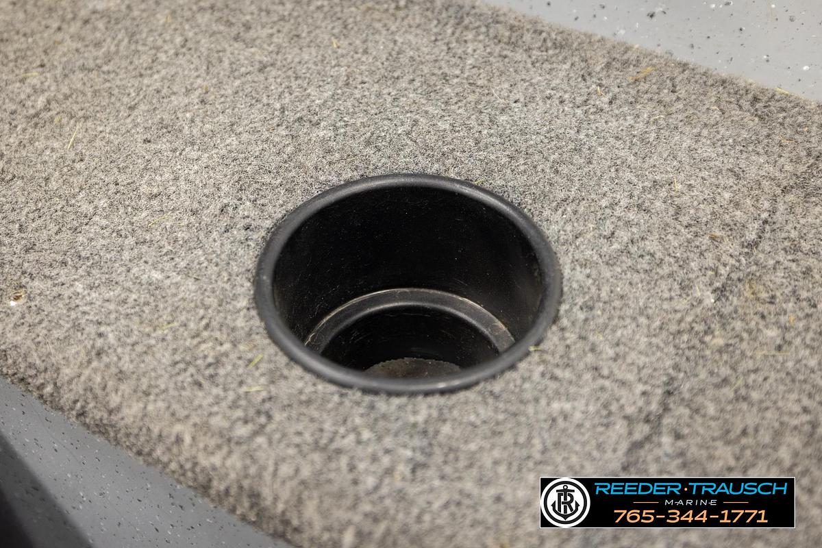 Used 2017 Lund 1400 Furry