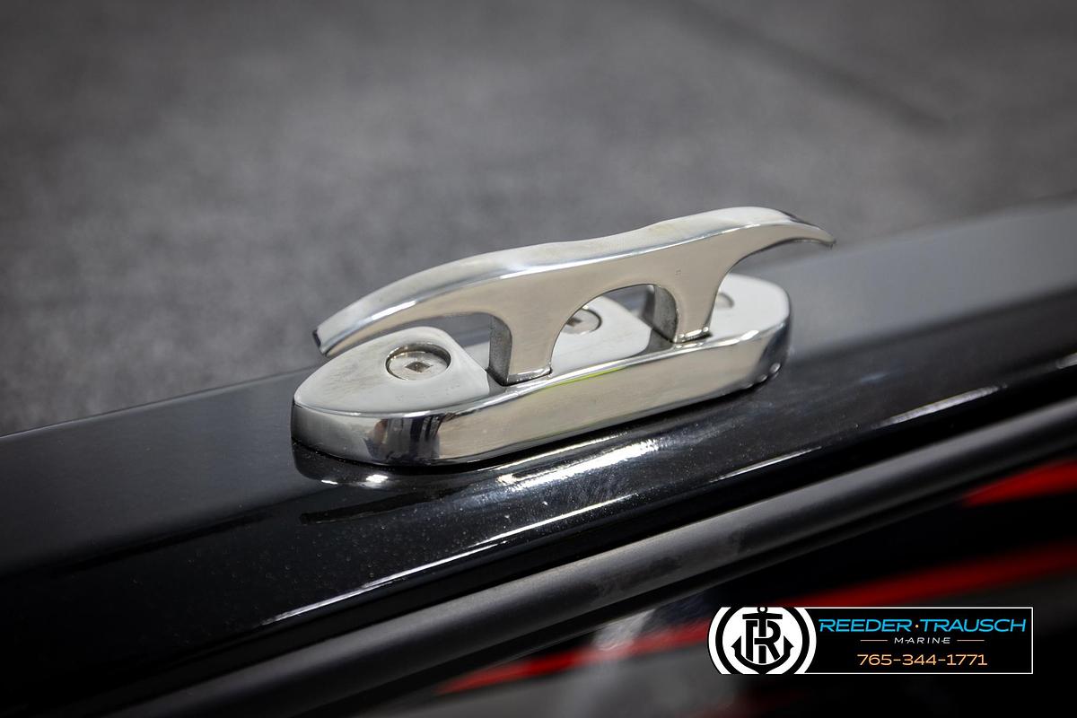 2025 Lund 1975 Renegade