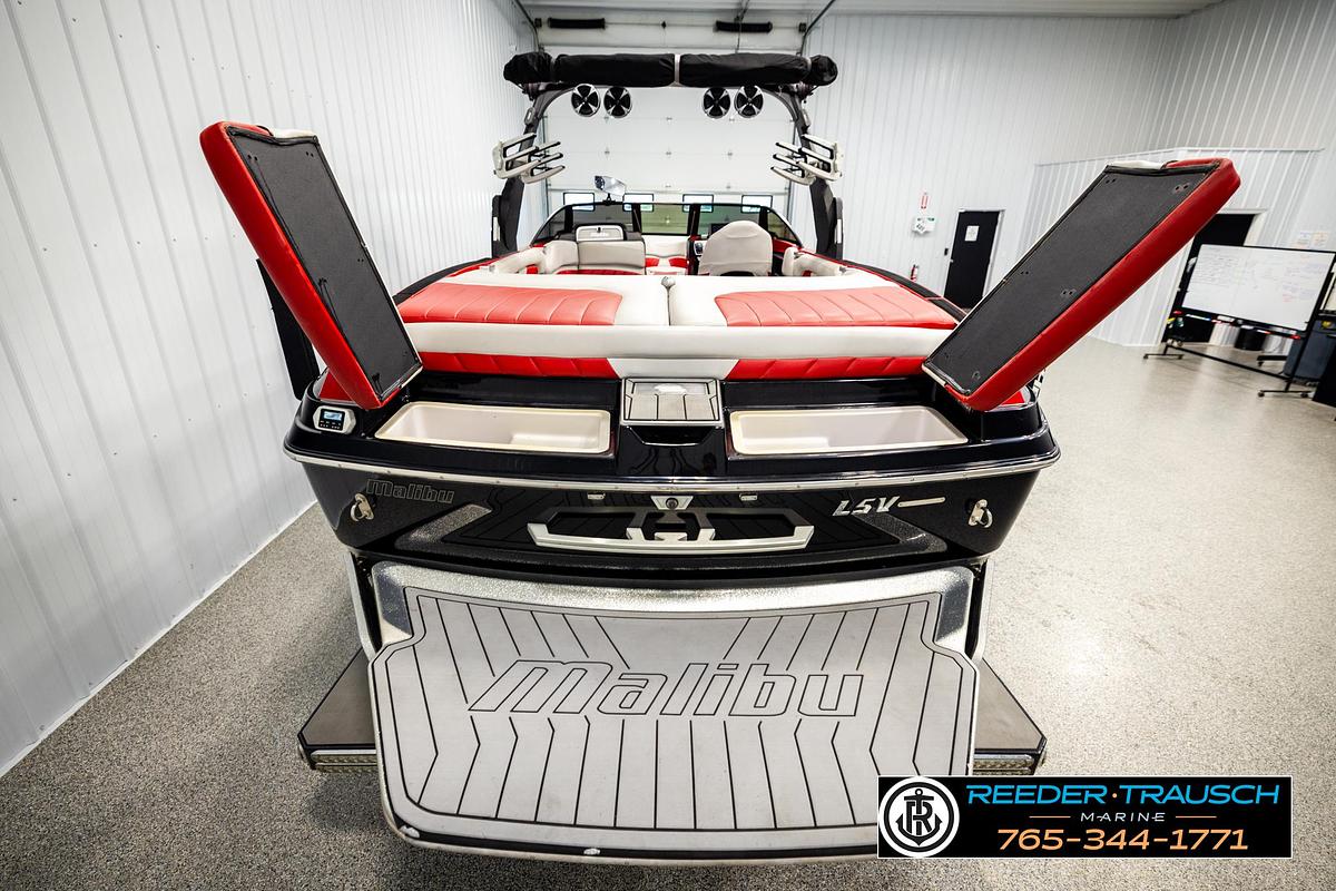 Used 2017 Malibu Wakesetter 25 LSV