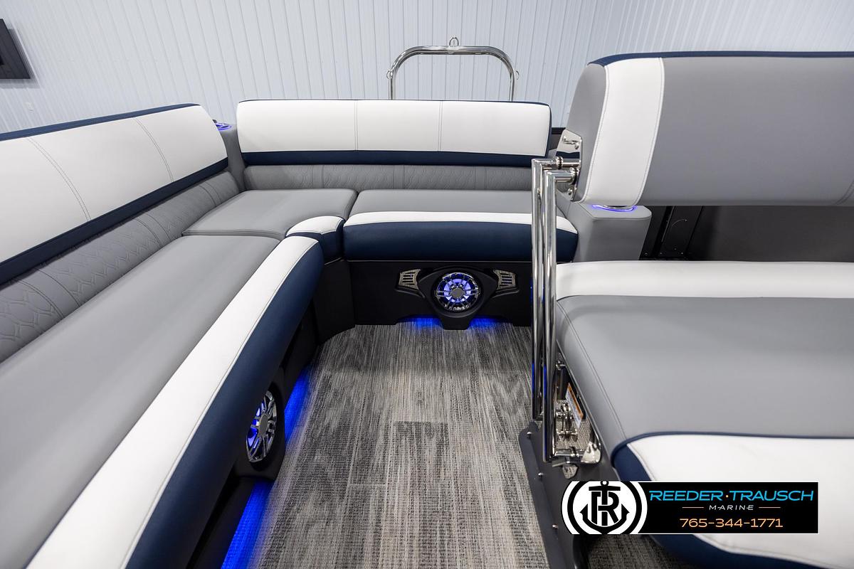 2025 Avalon Catalina Entertainer