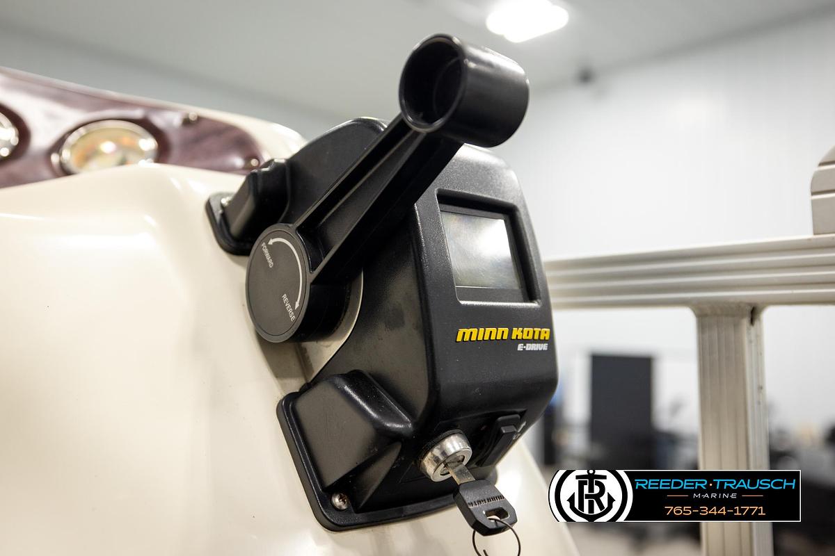 Used 2008 Bennington 2050 FSI