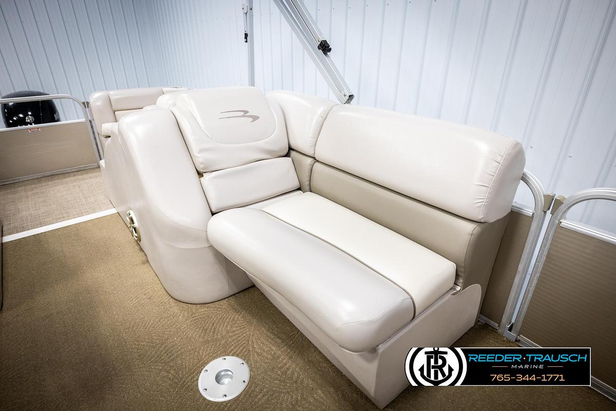 Used 2013 Bennington 2375 GCW