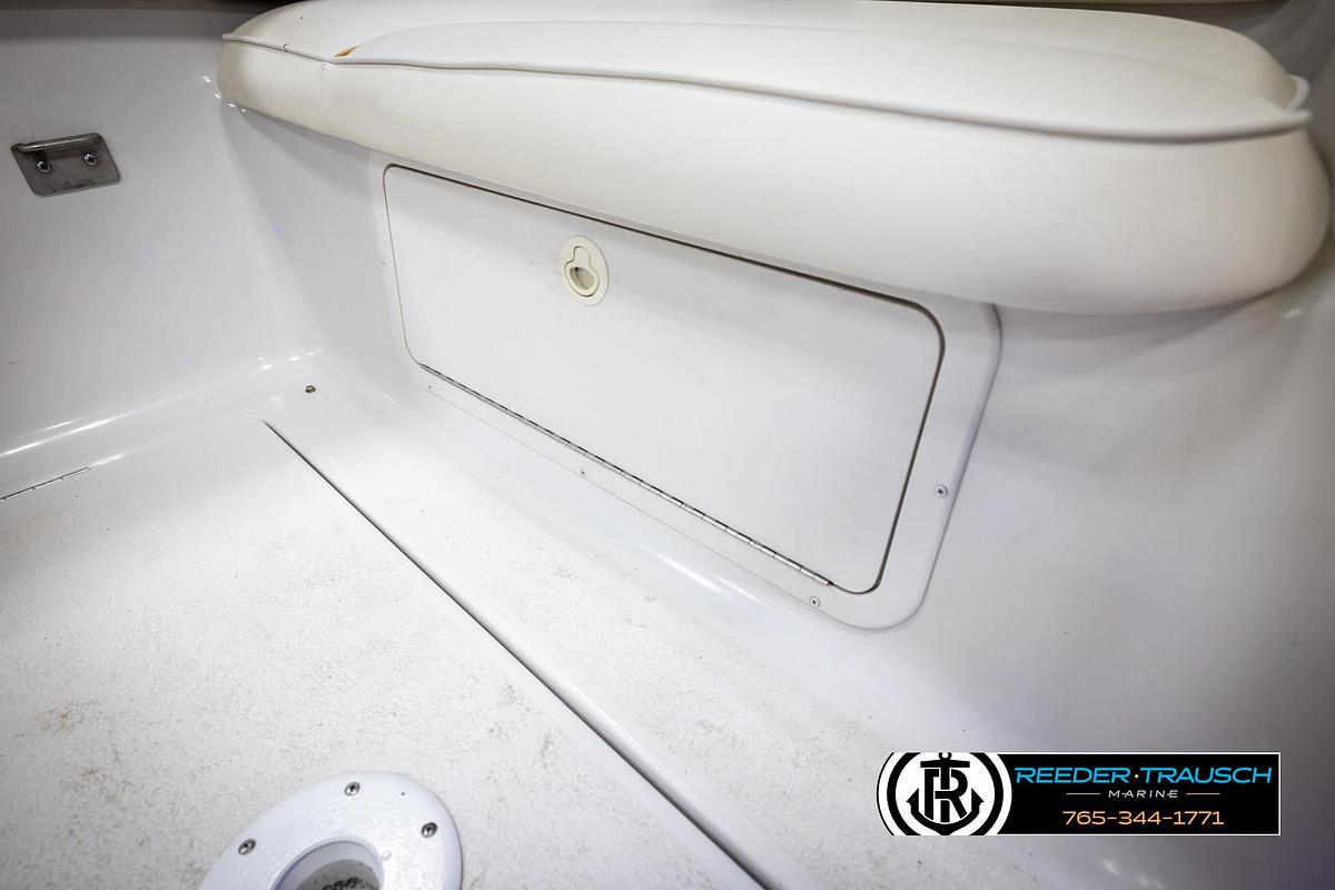 Used 1999 Crownline 242 CR